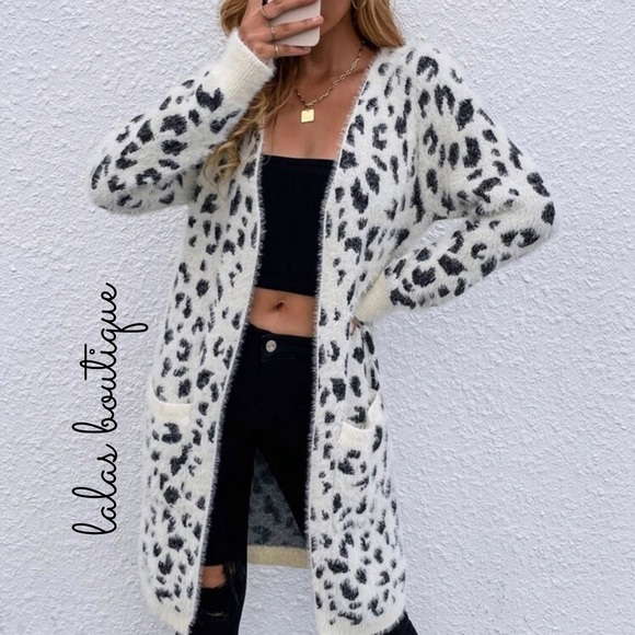 HP🥳~All Over Pattern Fluffy Knit Cardigan~ - Picture 4 of 9